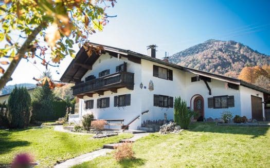 VERKAUFT _ BERGCHALET MIT TRAUMKULISSE