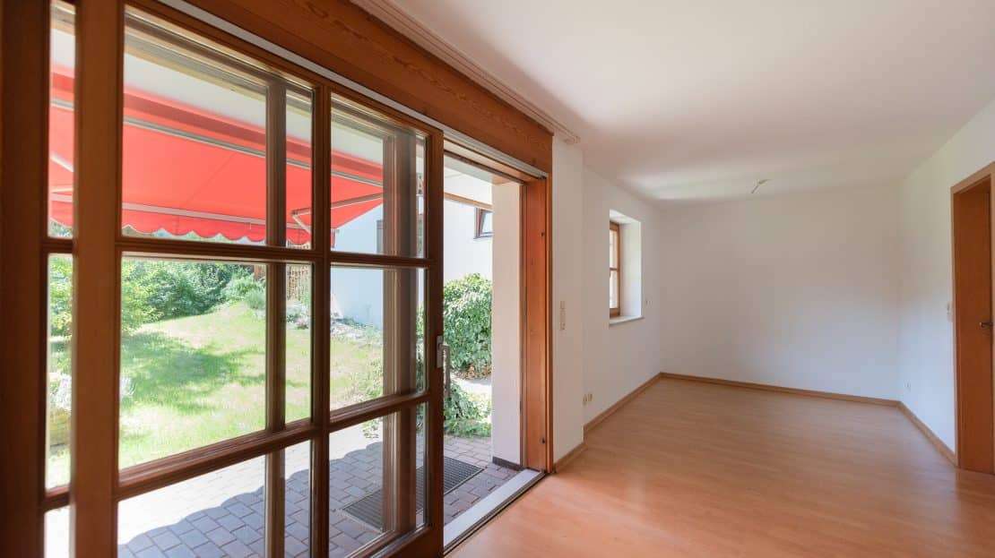 ZUGANG ZUM GARTEN