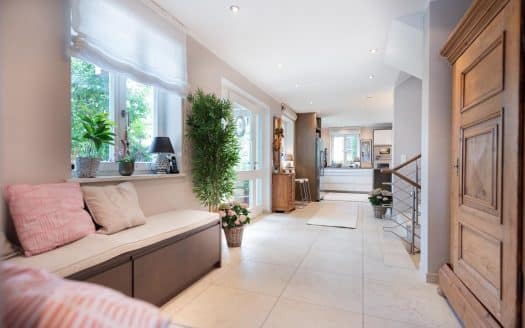 Wo Architektur auf Natur trifft – Ihr neues Zuhause mit Stil, Sonne und Seele