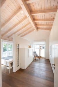 SCHLAFEN UND ANKLEIDE