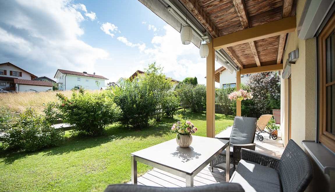 GEMÜTLICHE TERRASSE