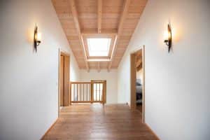 GROßZÜGIGE DIELE IM DG