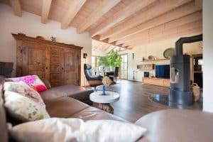 GROßZÜGIGES AMBIENTE