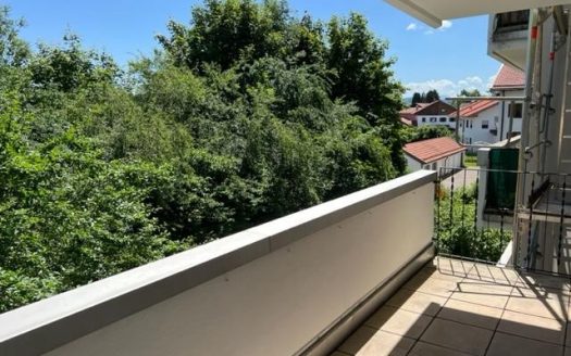 GRO&szlig;Z&Uuml;GIGE 2 ZIMMER WOHNUNG AM ORTSRAND