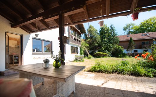 OTTERFING &ndash; Ihr neues Zuhause: Westgarten, Freisitz und ruhige Zentrumslage