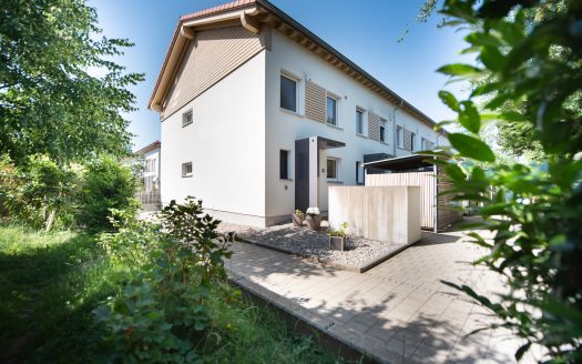 IHR NEUES ZUHAUSE: MODERN; FAMILIENFREUNDLICH, SOFORT BEZIEHBAR