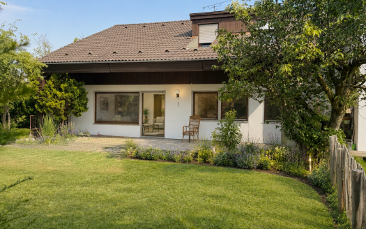 VIEL PLATZ, VIELE M&Ouml;GLICHKEITEN &ndash; FAMILIENHAUS MIT GRO&szlig;EM GARTEN & POTENZIAL