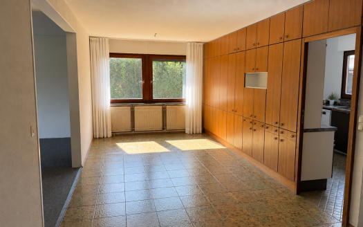 VIEL PLATZ, VIELE M&Ouml;GLICHKEITEN &ndash; FAMILIENHAUS MIT GRO&szlig;EM GARTEN & POTENZIAL